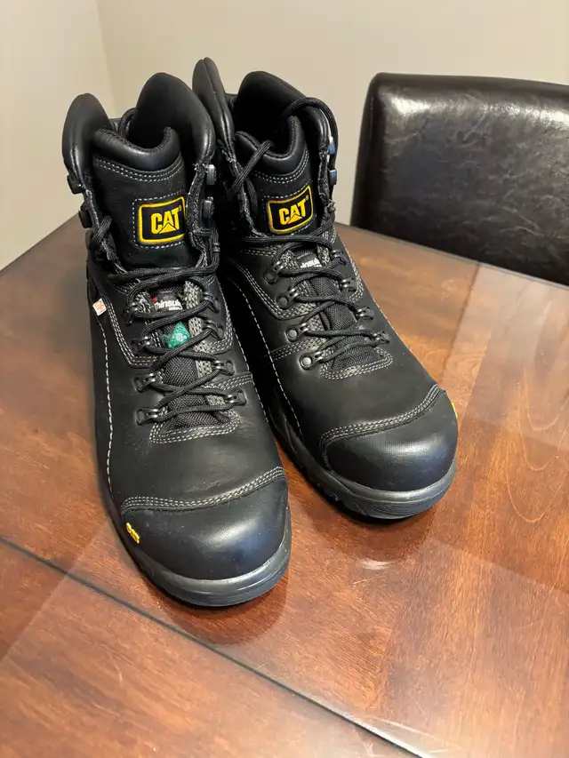 CAT Work boots in Men's Shoes in Windsor Region - Image 2