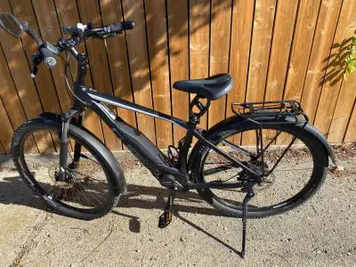 REDUCED! Cube E-Bike 250wH, View more