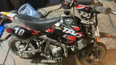 Mini gas dirt bike