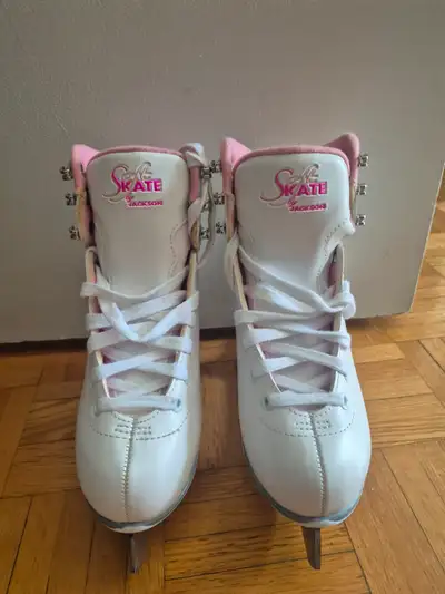 Patins artistiques comme neuf, SoftSkate Jackson poiture 2, View more