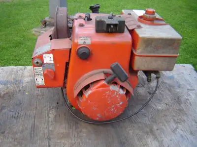 8 HP Ariens horizontal engine, View more