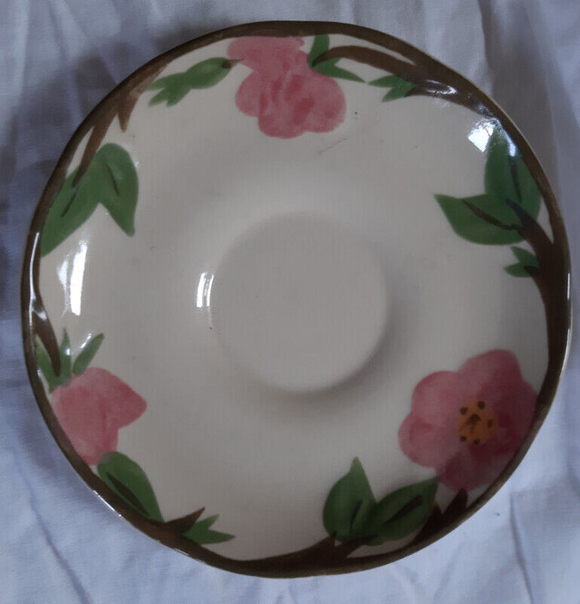 Vintage Franciscan Desert Rose 4 cups and saucers in Arts & Collectibles in Norfolk County - Image 4