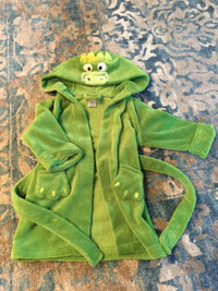 Boy’s crocodile bathrobe (2-3T)