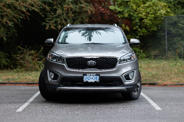 2017 Kia Sorento AWD EX 4 Cylinders 2.0 Automatic Transmission in Cars & Trucks in Burnaby/New Westminster - Image 2