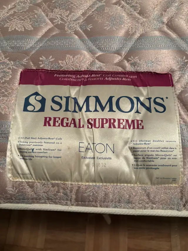 Twin size bed for sale, very good condition. in Beds & Mattresses in City of Montréal - Image 4