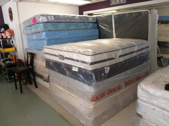  QUEEN DOUBLE AND SINGLE USED MATTRESSES FOR SALE ⚜ in Beds & Mattresses in Delta/Surrey/Langley - Image 9