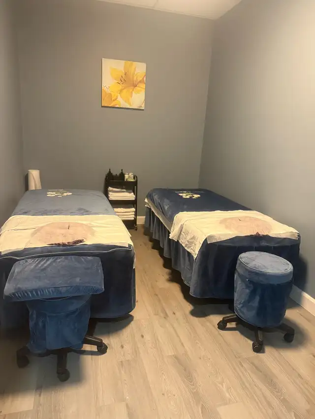 Asian Style HEAD Massage Therapy62863725525123122