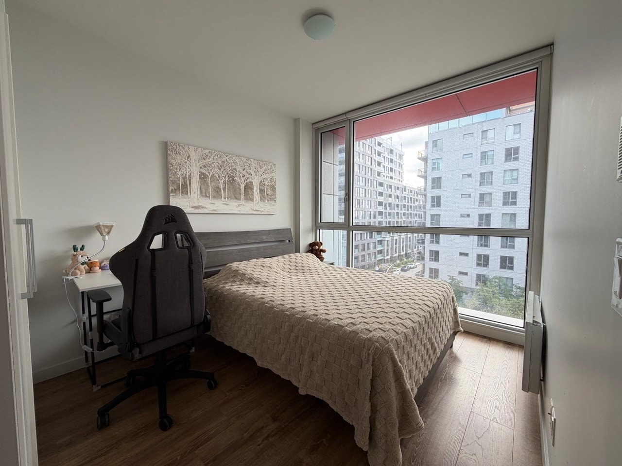 1BR Lease Transfer Near Berri-UQAM$1,591 — photo 2