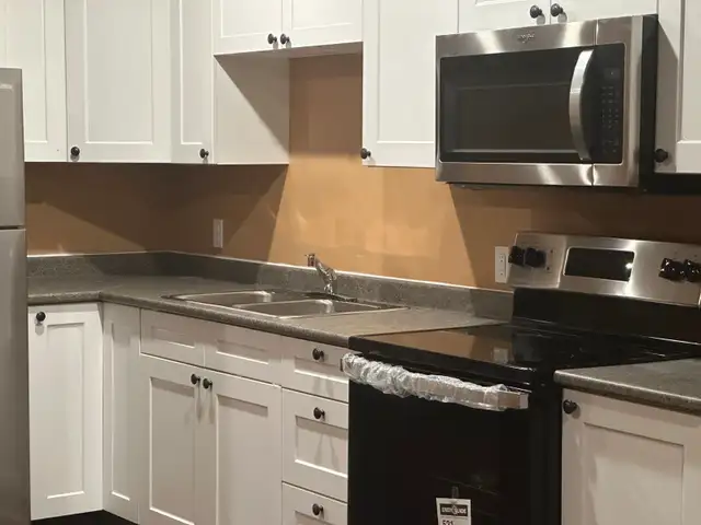 Apartment for rent- All Utilities, Laundry Included - Long Term