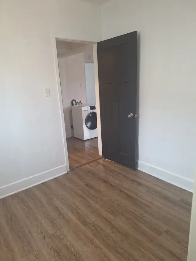 2 bedroom apartment in summerside in Long Term Rentals in Summerside - Image 4