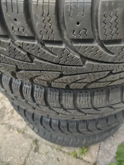 175-70R14x4 pneus hiver Sailun Ice Blazer, View more