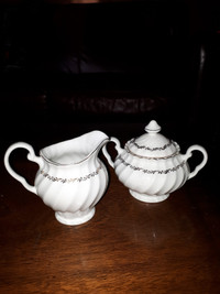Vintage Sadler Made in Eng white with gold Sugar and Creamer