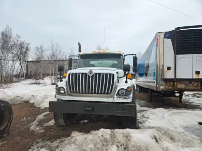 2009 International Load Star water truck with only 45000 kms, 4000 USG tank, comes with pump, truck...