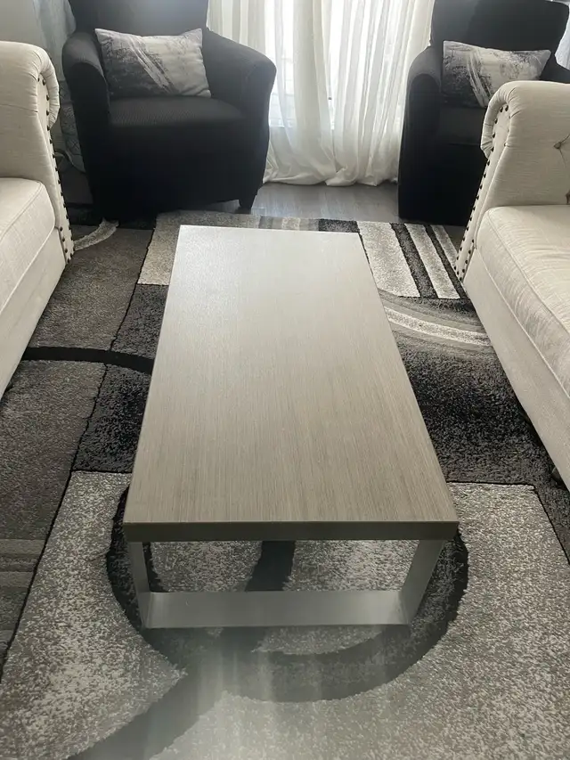 Modern Rectangular Coffee Table in Coffee Tables in Mississauga / Peel Region - Image 6