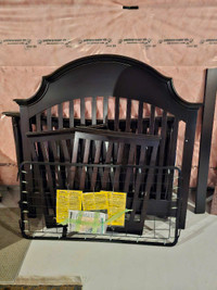 Shermag Penelope Convertible 4-in-1 baby Crib