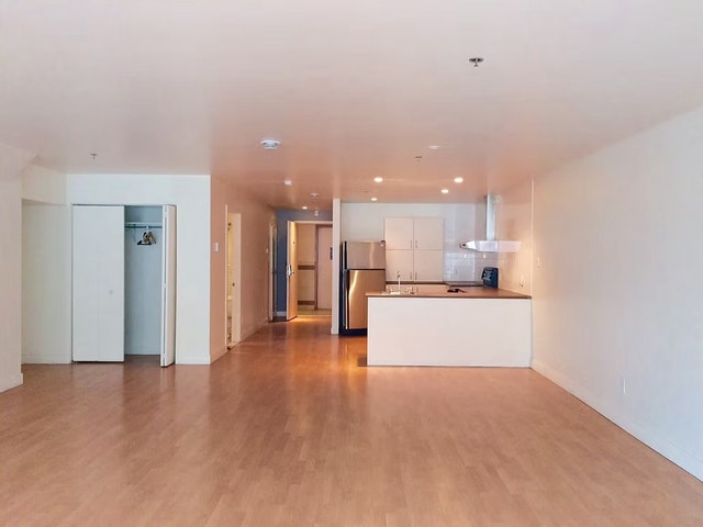 Loft for rent Plateau Mont Royal metro  "Mont-Royal" — photo 1