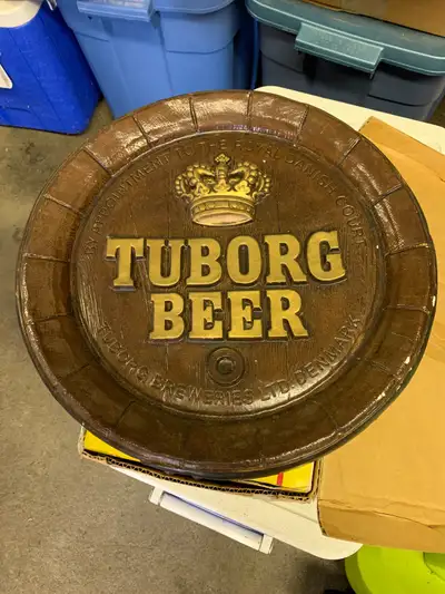 Old Tuborg Bar Deco like good condition.