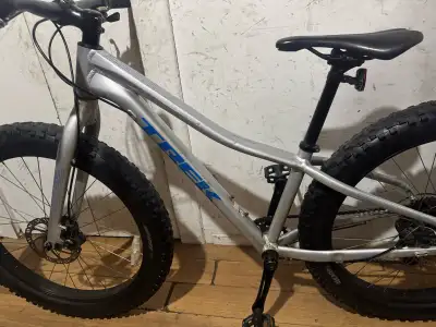Trek Roscoe 24” wheels mountain bikes , View more