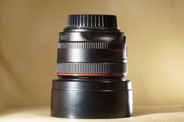 Canon  L lenses in Cameras & Camcorders in Calgary