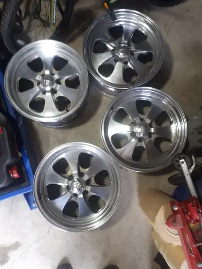 I have a set of 17 inch Eagle Alloy rims for sale $1,000 or best offer. They come off a Dodge Dakota...