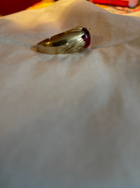 Vintage Womans Ruby Ring