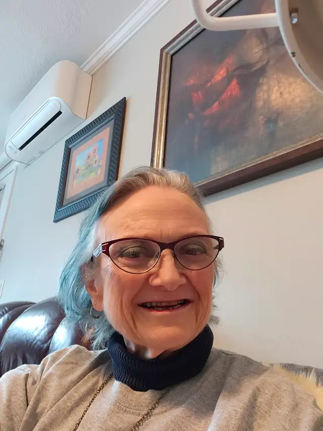 English teacher/tutor: Educated, experienced, Canadian born.63848993534209122