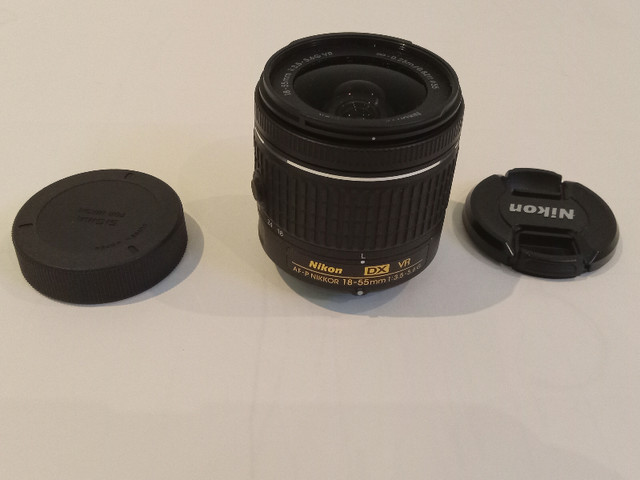 Nikon Camera Lens in Cameras & Camcorders in Markham / York Region - Image 2
