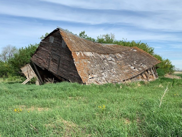 100 Year Old Barn Wood in Other in Prince Albert - Image 2