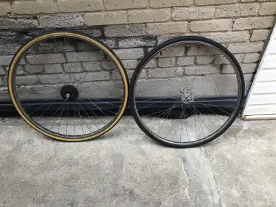 700x 32 road bike wheel set front & rear with rim & tires $40, View more