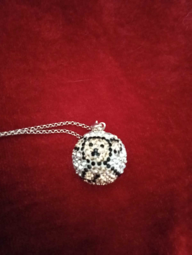 Large sparkle ball koala bear pendant and 46" 925 chain in Jewellery & Watches in Saskatoon - Image 3