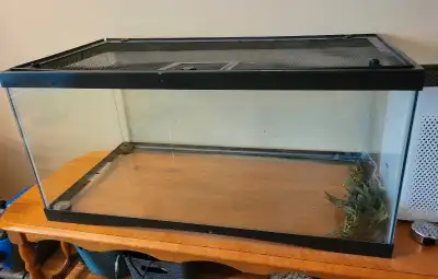40 Gallon Tank / Enclosure , View more