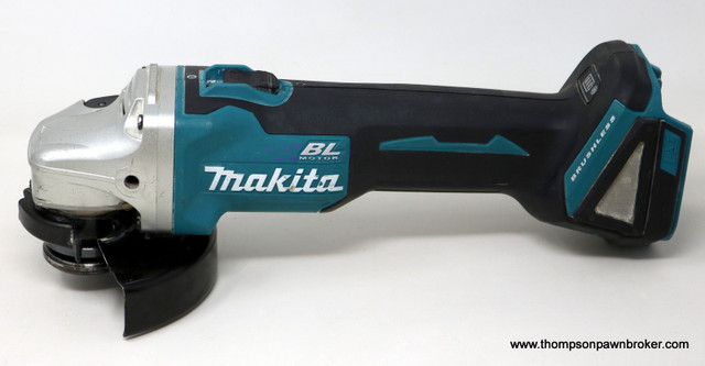 MAKITA DGA454 18V 4 1/2" GRINDER (TOOL ONLY) in Other in Hamilton