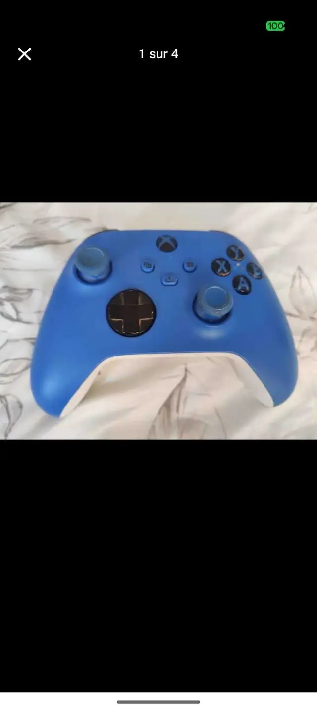 xbox series controller  in Xbox Series X & S in Longueuil / South Shore - Image 2