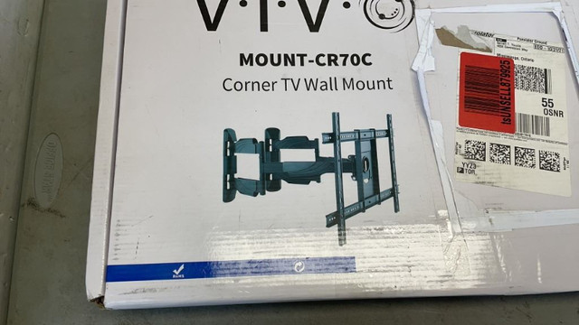 VIVO: Corner TV Wall Mount for 37 to 70 inch in Video & TV Accessories in Burnaby/New Westminster - Image 2