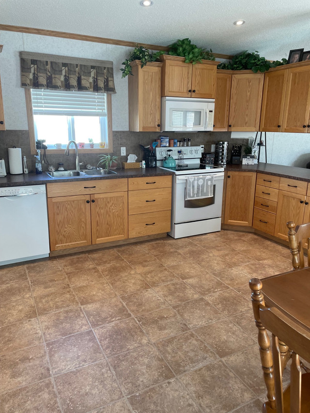 Mobile home to be moved Houses for Sale Lloydminster Kijiji