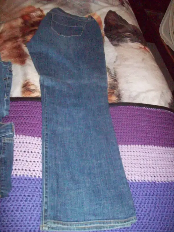 Women's Blue Jeans in Women's - Bottoms in Barrie - Image 3