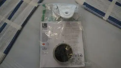 UMBRA GEL LOCK DOUBLE HOOK, View more