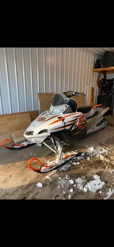 Hey I have a 2009 arctic cat M1000 162 track for sale, with 2700KM. The sled has lots of work done t...