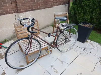Vintage "Free Spirit" Road bike, View more