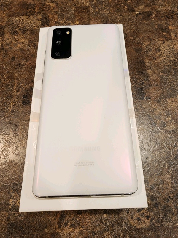 Samsung Galaxy S20 FE 5G Unlocked Cell Phones Winnipeg Kijiji