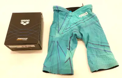 Swimming racing suit - maillot de compétition - M24 +other acc, View more