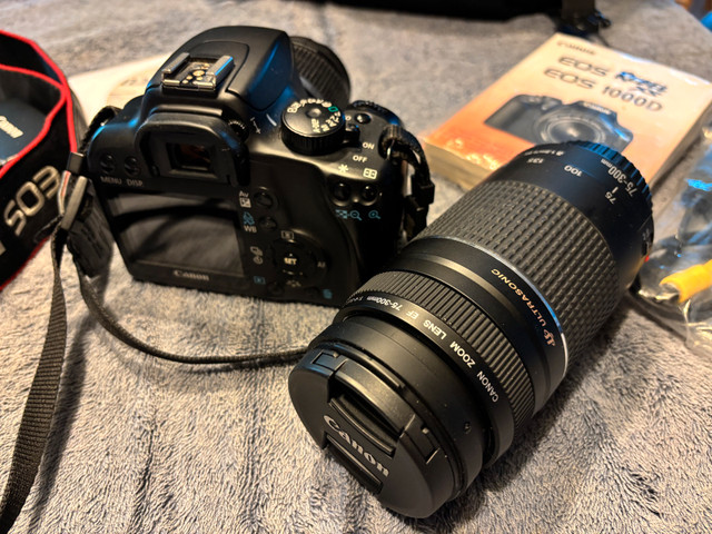  Canon Digital SLR in Cameras & Camcorders in Belleville - Image 3