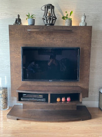 Meuble TV en bois massif avec télévision Samsung 46’’ incluse