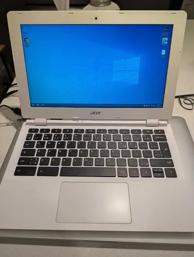 Laptop 11,6" Acer CB3 111. Windows 10, View more