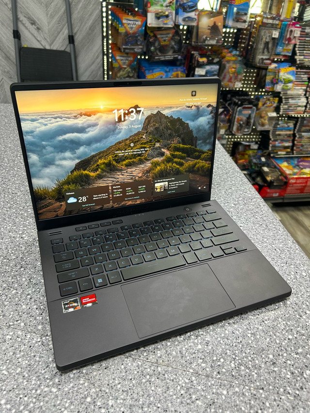 ROG ZEPHYRUS RYZEN 7 16GB RADEON RX6800S512GB in Laptops in Oshawa / Durham Region - Image 4