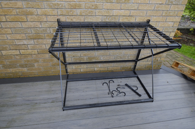 Tire Rack in Other Parts & Accessories in Guelph