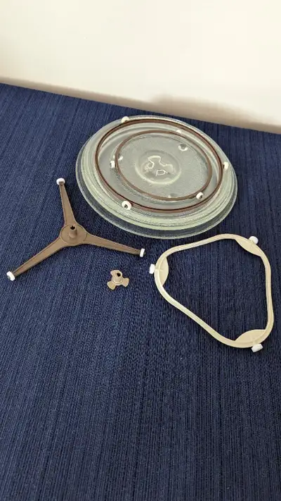 NOTE: The picture shows samples of what we might have. Asking $5 per turntable, $2 per roller and $1...