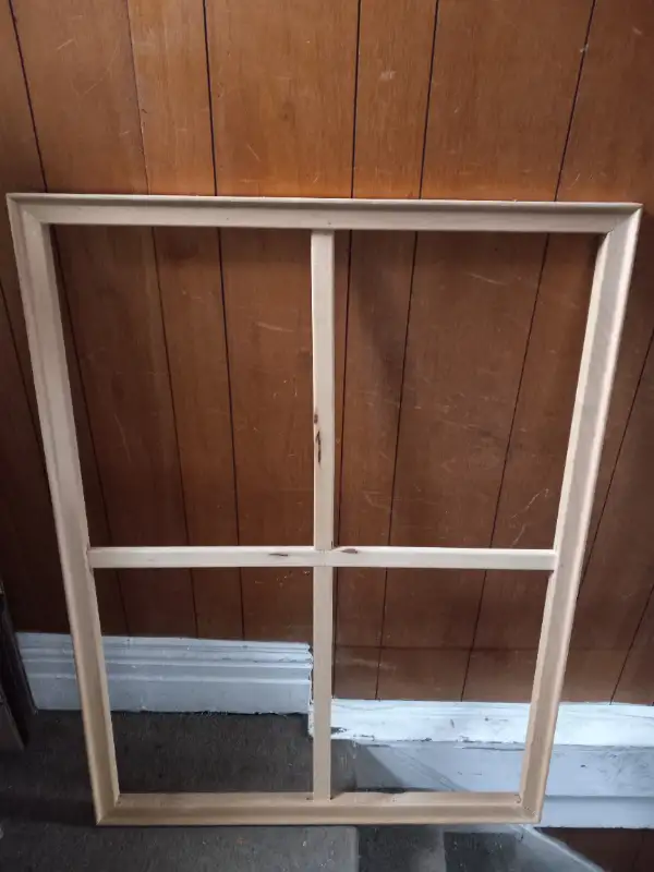 Canvas STRETCHER BARS: Assembled 36x48 inches with cross bars in Arts & Collectibles in City of Toronto - Image 2