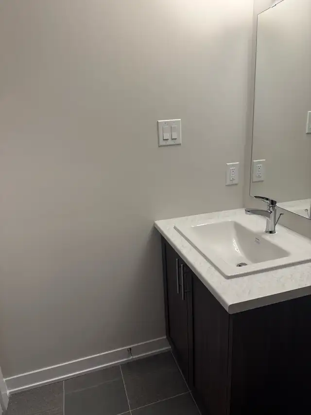 Basement apartment  in Short Term Rentals in Ottawa - Image 9