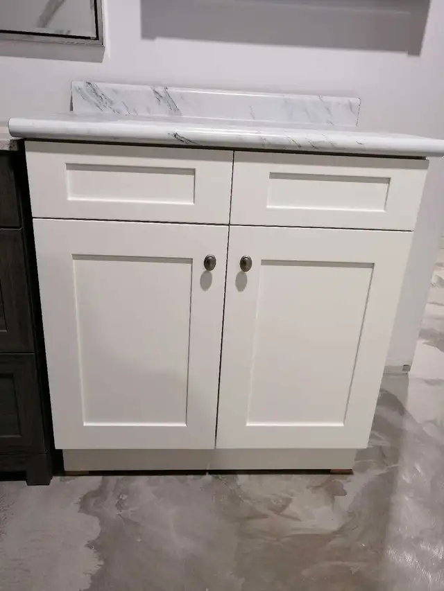 bathroom vanity in Cabinets & Countertops in City of Toronto - Image 2